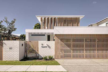 The Tahiti Project: A Modern Home Embracing Australia’s Sub-Tropical Climate - 1