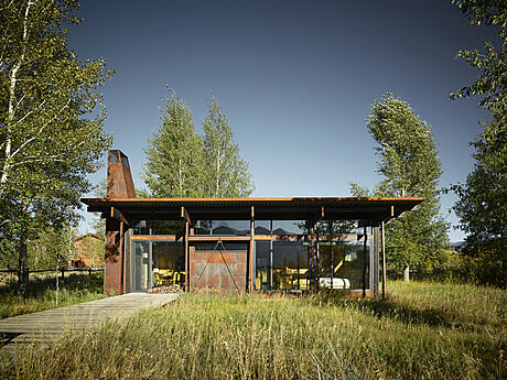 Logan Pavilion: Crafting a Sustainable Home amidst Wyoming’s Teton Mountains - 1