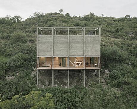 Casa Taller: Brutalist Harmony with Nature - 1