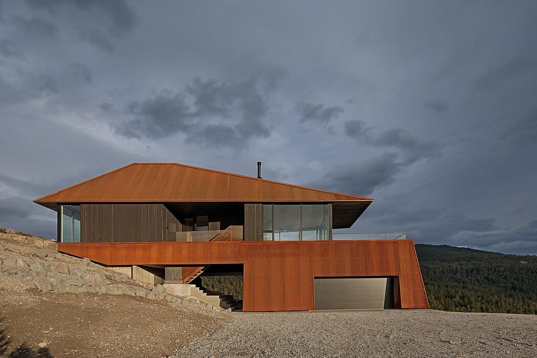 Schlotfeldt Residence: A Corten-Clad Oasis in the Okanagan Valley