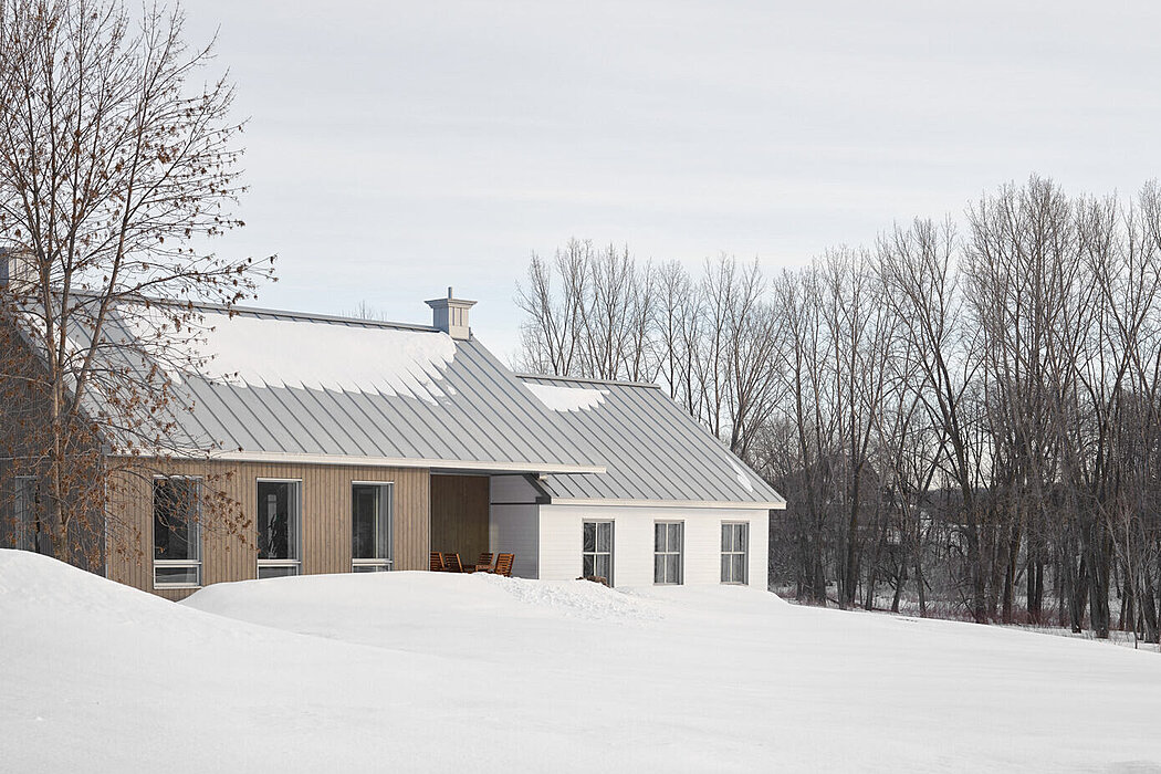 Les Bases: A Modern Eco-Home in Canada’s Heritage Heartland