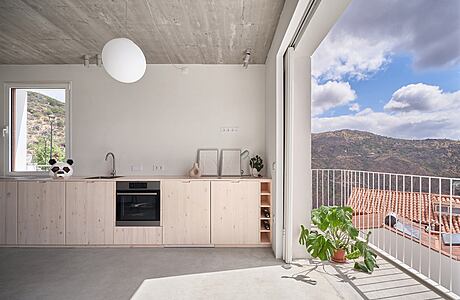 House T: A Minimalist Oasis in the Heart of Tejeda