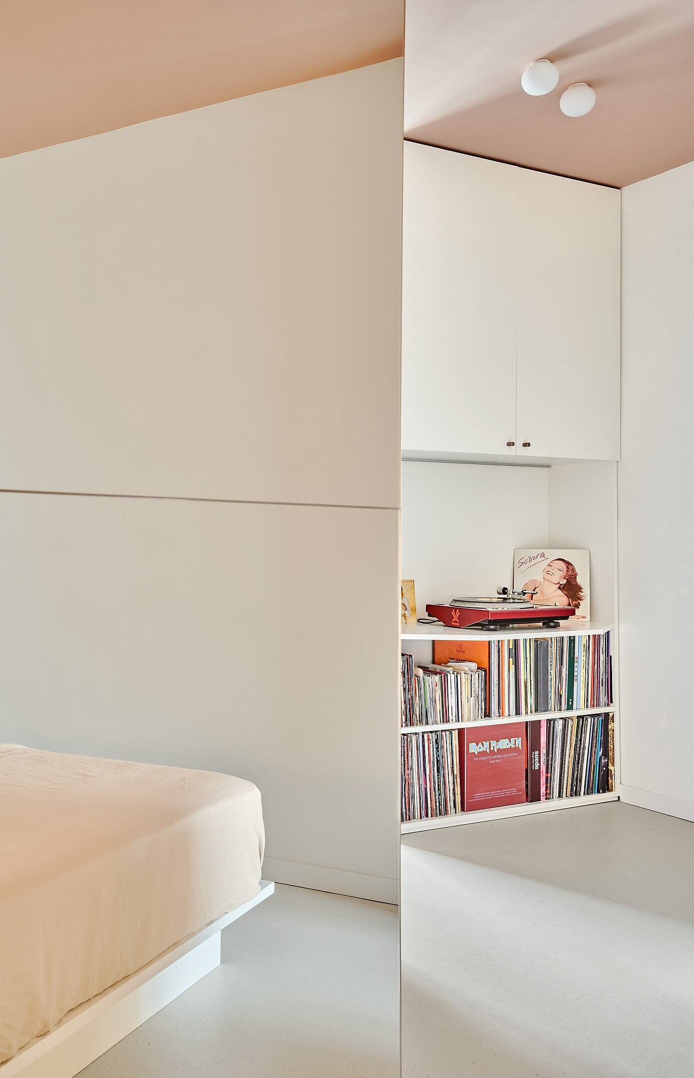 014-house-renovation-calabria-street-reviving-1950s-charm-modern-flair