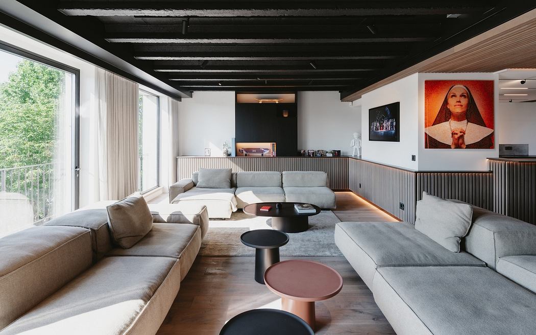 Apartment Refurbishment: Paris Loft’s Modern Elegance - 1