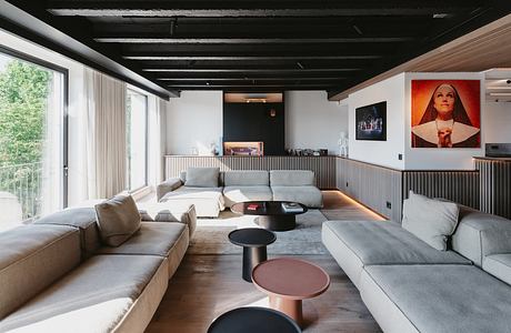 Apartment Refurbishment: Paris Loft’s Modern Elegance