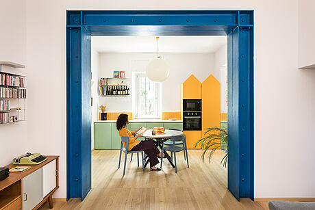 Casa Buondelmonti: A Modern Colorful Retreat in Rome - 1