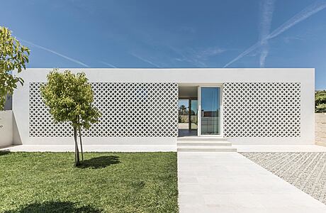 Daphne: Margine’s Minimalist Masterpiece in Lecce