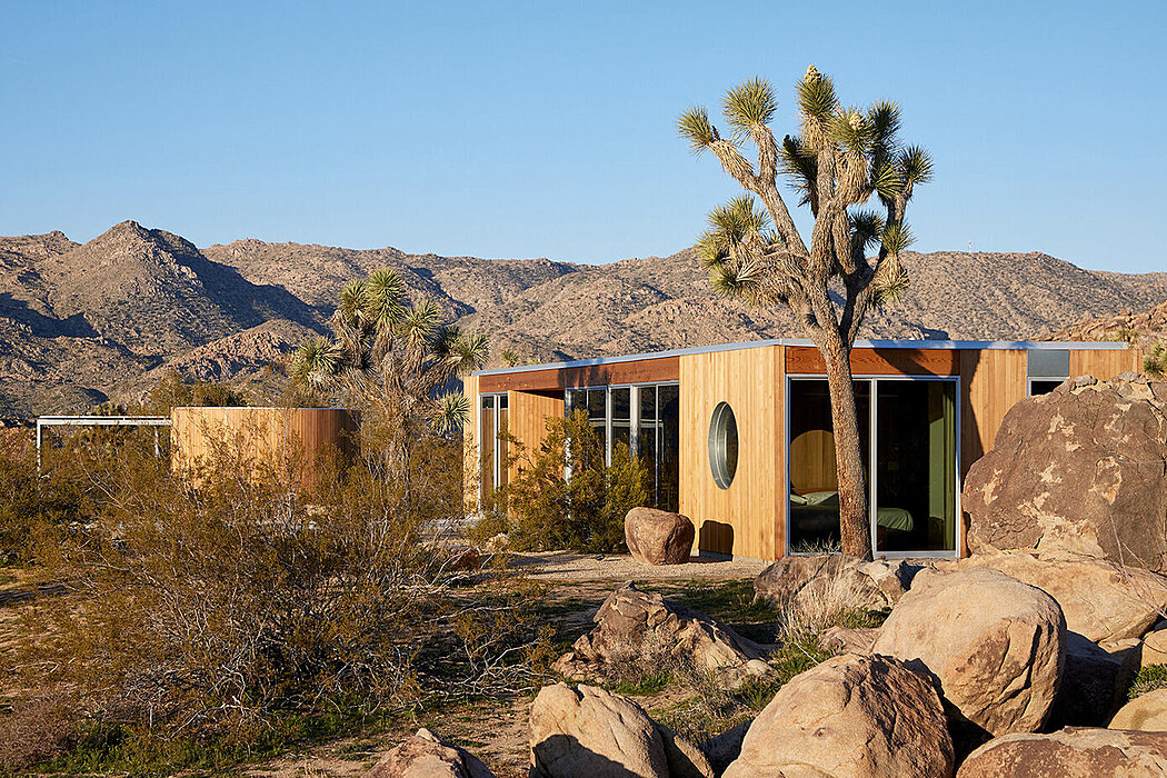 The Landing House: A Modern Desert Oasis in Joshua Tree