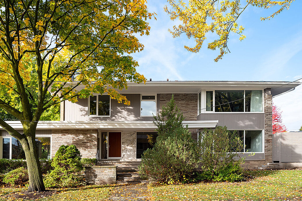 House 21: Mid-Century Modern Meets Contemporary Family Life
