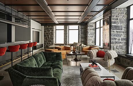 Suite 201: Industrial Elegance in Old Montreal