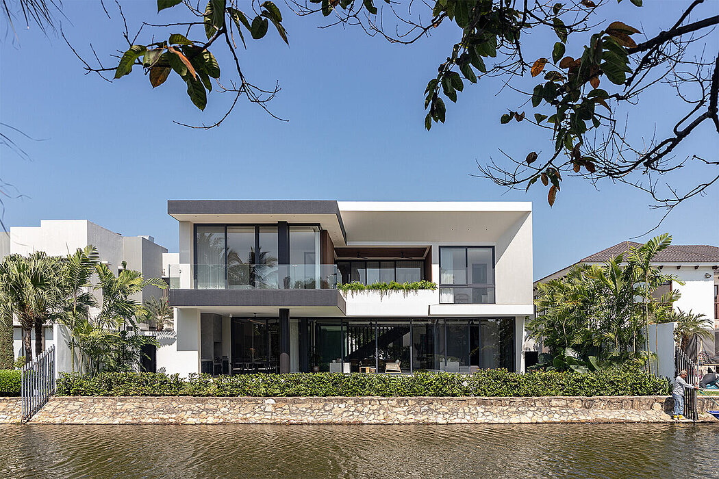 Casa Umbral: A Tropical Oasis by Najas Arquitectos - 1