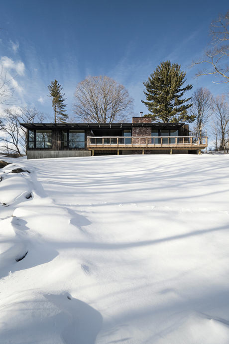 Cornwall Cabin: A Modern Prefab Oasis - 1