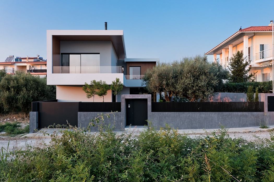 L2 Residence: A Patras House with a Unique L-Shape - 1