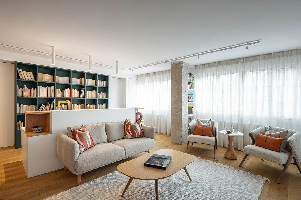 Apartment CV: A Harmonious Blend of Style & Space - 1