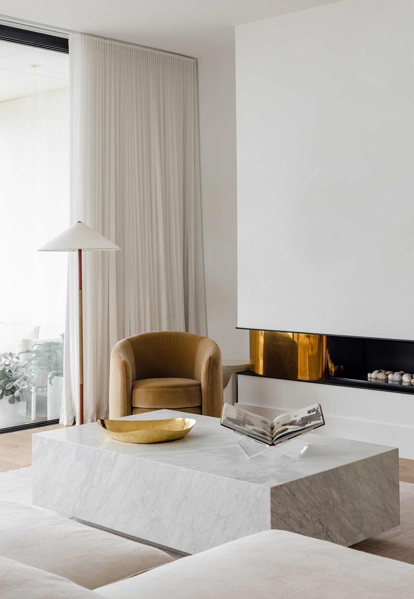 011-beach-house-modern-meets-sea