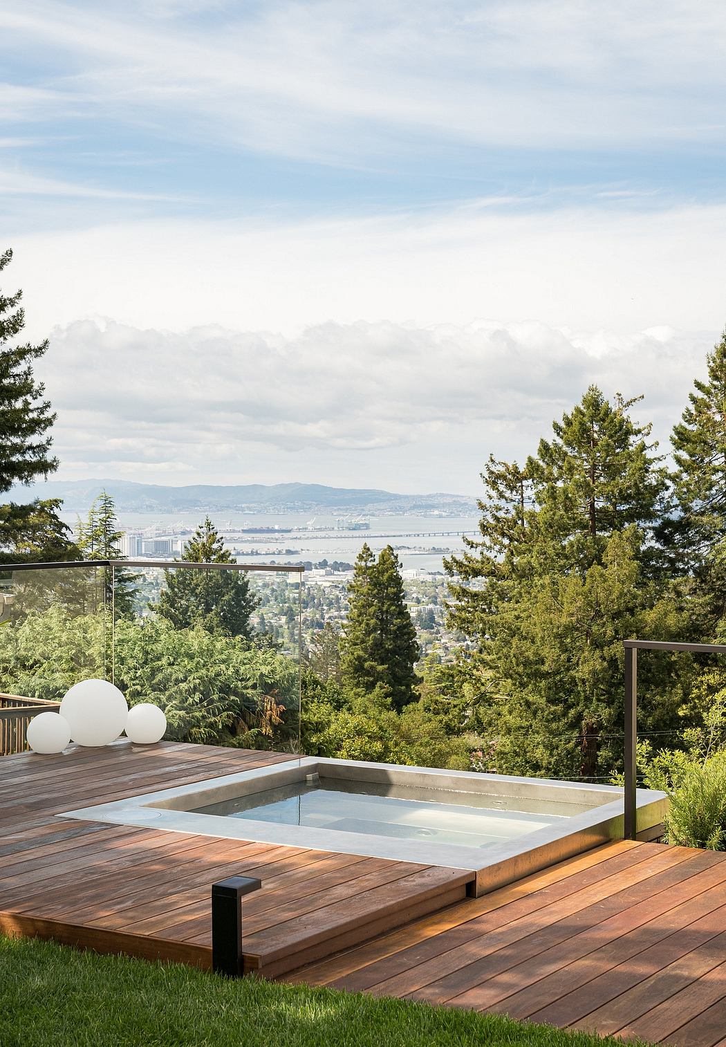 Berkeley Residence: Modern European Design with Bay Views