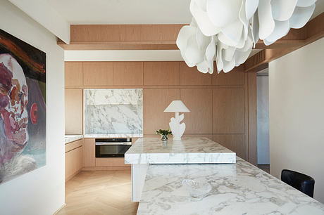 Sydney Harbour Apartment: Luxurious Renovation with Iconic Views