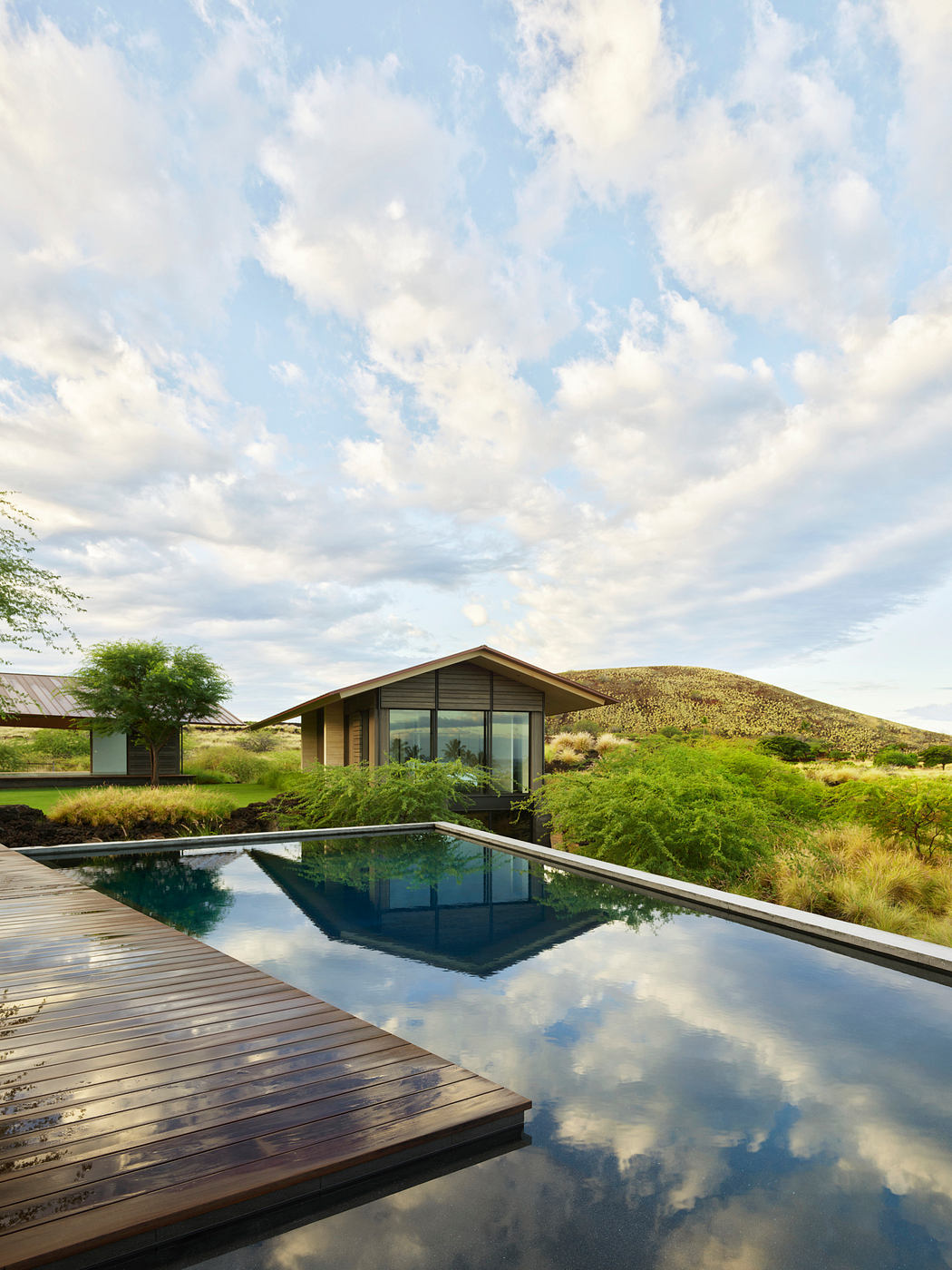 Hale Mau’u: Walker Warner’s Serene Hawaii Retreat | HomeAdore