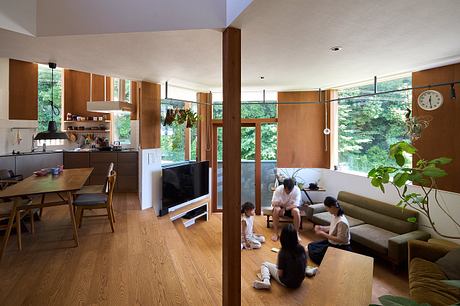 Hokusutsu Polygon House Combines Greenbelt With Hilly Streetscape - 2