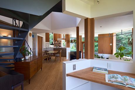 Hokusutsu Polygon House Combines Greenbelt With Hilly Streetscape - 5