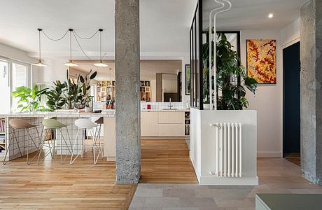 Croix Rousse Transforms 1950s Apartment Into Chic Modern Retreat in Lyon