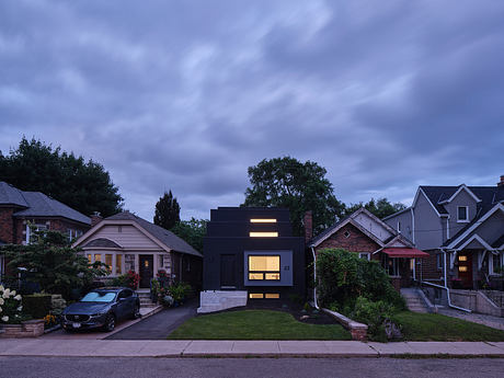 Periscope House by Atelier RZLBD - 1