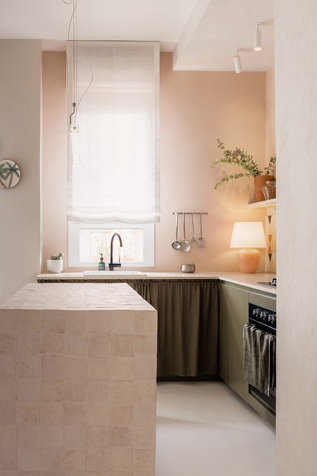 Casa Flora Apartment Draws on Mediterranean Vibes - 4