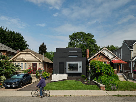 Periscope House by Atelier RZLBD - 7