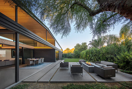 OB1 Housing Redefined with Mid-Century Modern Touches - 8