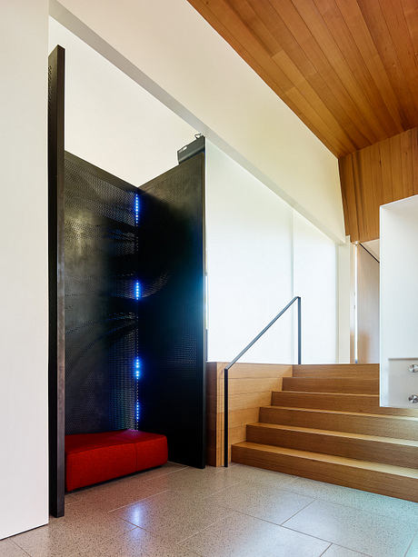 Silicon Valley House by Mark English Architects - 7