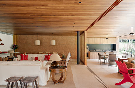 AJM Iporanga House Showcases Tropical Luxury in Serene Guarujá