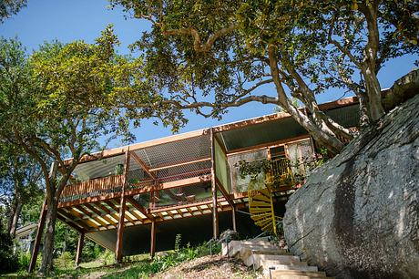 Balmy Palmy House by CplusC Architects + Builders - 1