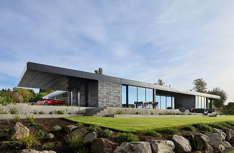 El Capitola by William Kaven Architecture