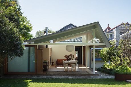 House for BEES by Downie North Architects - 1
