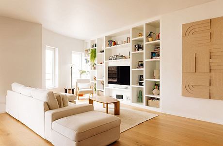 Lumiar Apartment NR & PS by João Tiago Aguiar Arquitectos