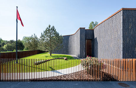 Open House by Devyni Architektai