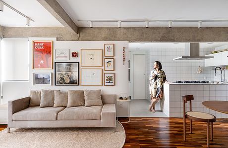 Sara Apartment by BLOCO Arquitetos