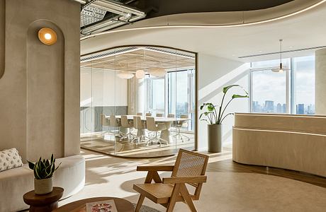 Bridge Creative Workplace Achieves Balance Between Elegance and Approachability