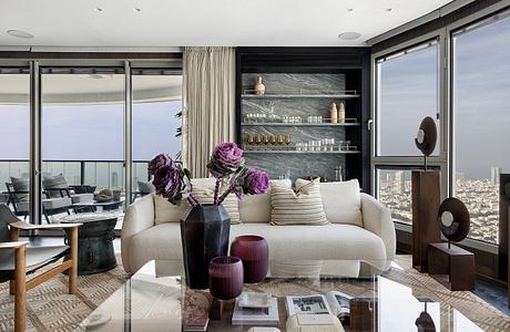 Highline Haven: Tel Aviv Apartment Blends Modern Looks With Cozy Atmosphere