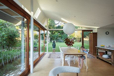 House for BEES by Downie North Architects - 2