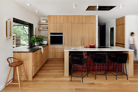 Foxhill Residence Transformed into a Remarkable Retreat - 3