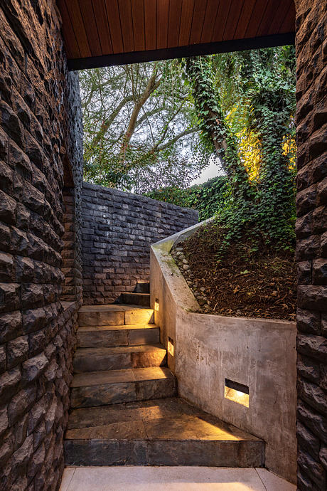 Hidden Stone House by A1 Arquitectura Avanzada - 4