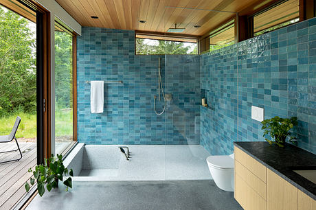 Academy Highlands: Contemporary Home Integrated into its Natural Environment - 7