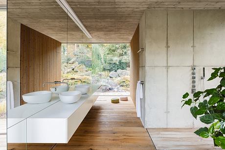 Banánka House features Y-Shaped Floor Plan Dividing Garden into Segments - 8