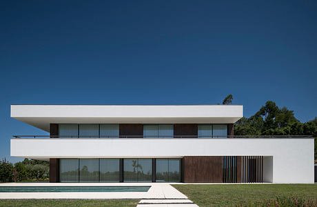 A.J.C. House by José António Lopes da Costa