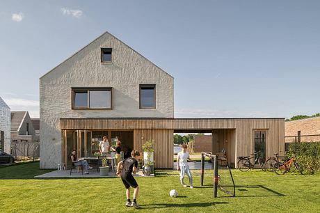 Houten Huis by studio] [space architecten - 1