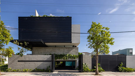 MCHU Villa by MAS Architecture - 1