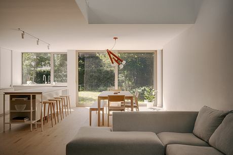 Pied-de-vent Residence by APPAREIL architecture - 1