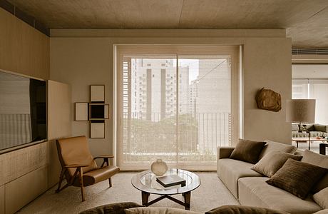 Sete Apartment by Arthur Casas