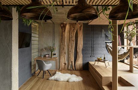 Urban Stillness: A Loft That Fosters Relaxation Amid Kyiv’s Urban Chaos